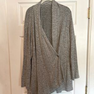 Heather Grey One-Button Flowy Cardigan